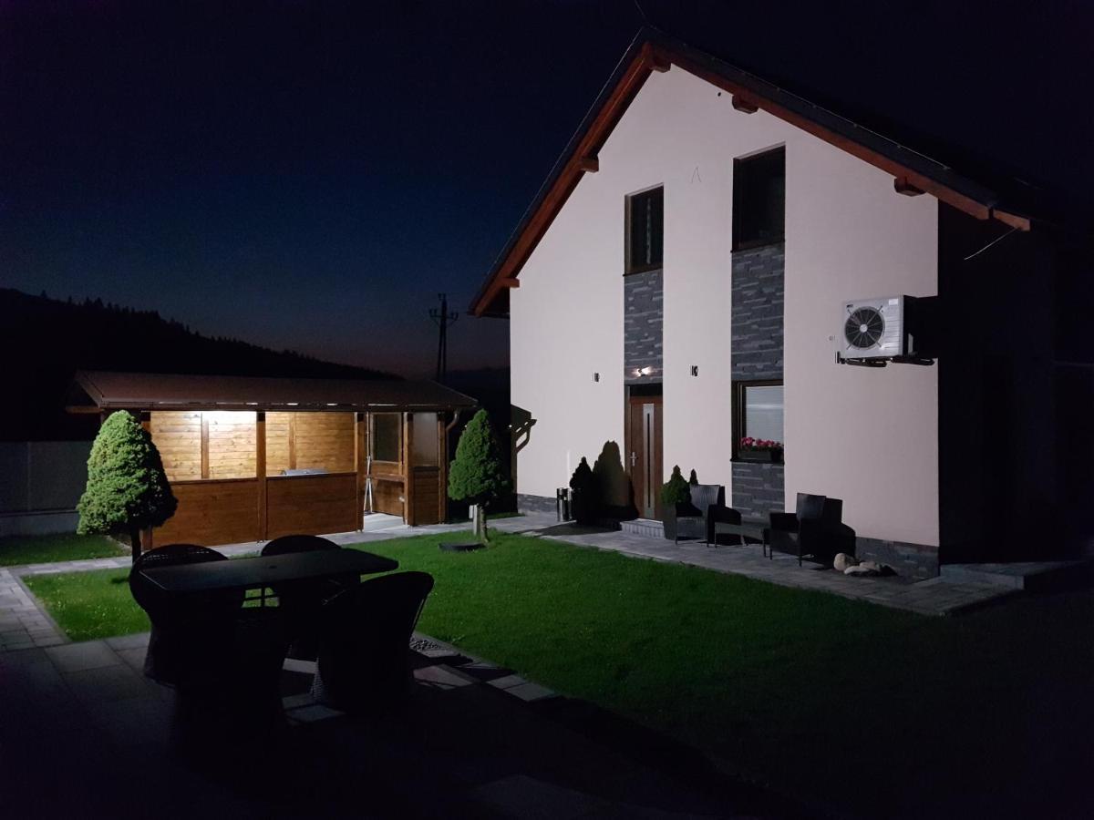 Apartman Art Зуберець Екстер'єр фото